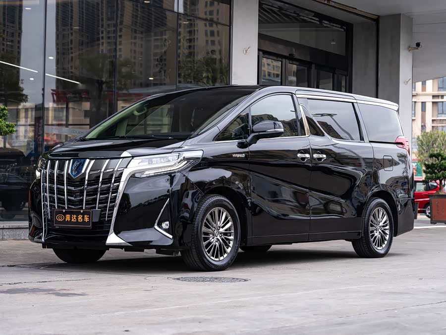 Toyota Alphard 2019 car image #2
