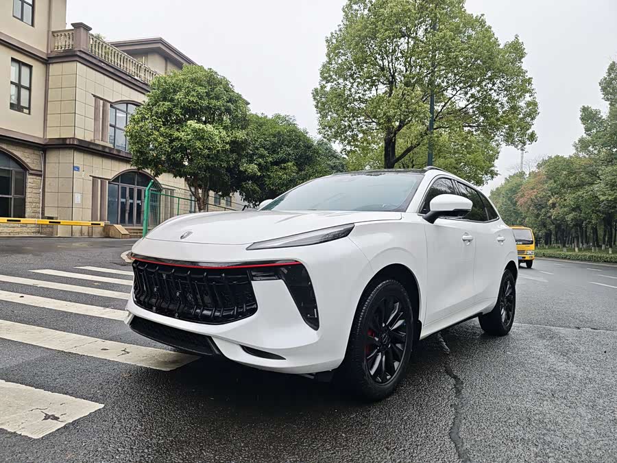 Forthing T5 EVO 2021 car image #2