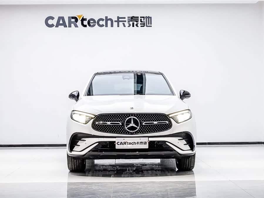 Mercedes-Benz GLC Coupe 2025 car image #2
