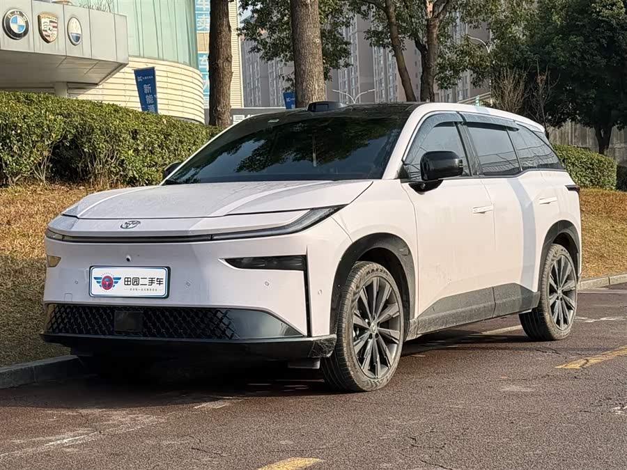 丰田 铂智3X 2025 汽车图片 #2