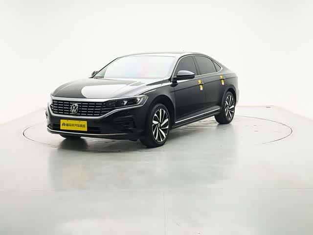 Volkswagen Passat 2023 imagen de coche #2