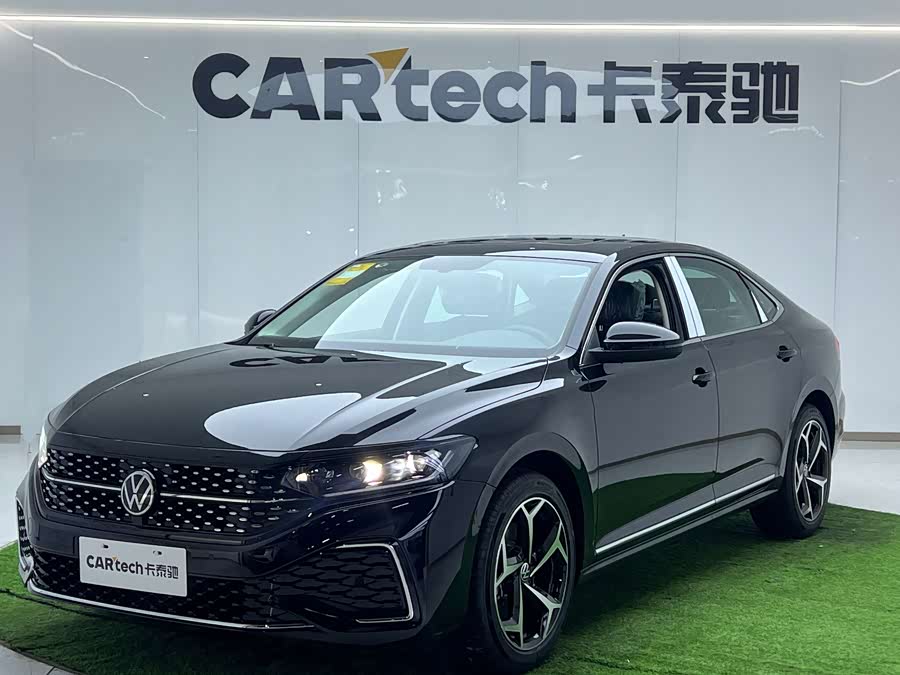 Volkswagen Passat car image #2