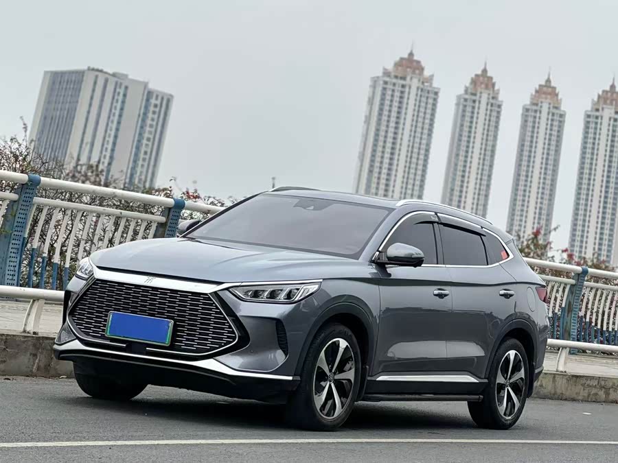 BYD Song Plus New Energy 2023 car image #2