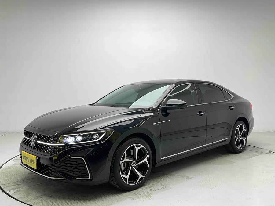 Volkswagen Passat 2023 #2 Volkswagen Passat 2023 car image #2