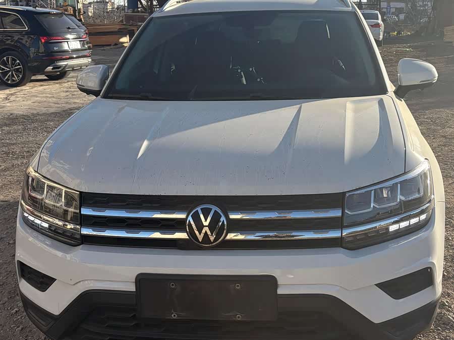 Volkswagen Tharu 2022 immagine di auto #2