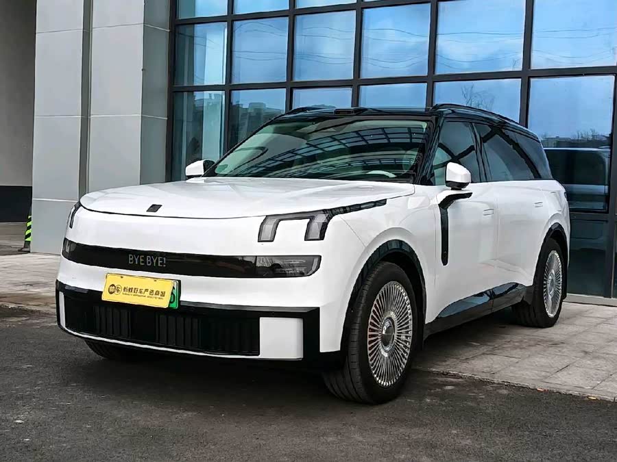 Lynk & Co 900 2025 immagine di auto #2
