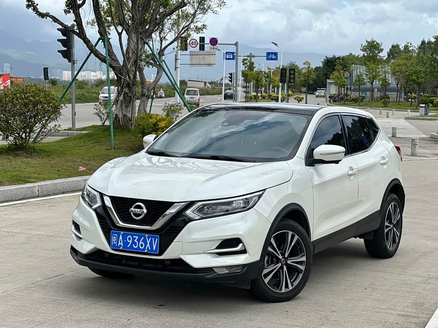 Nissan Qashqai 2021 car image #2