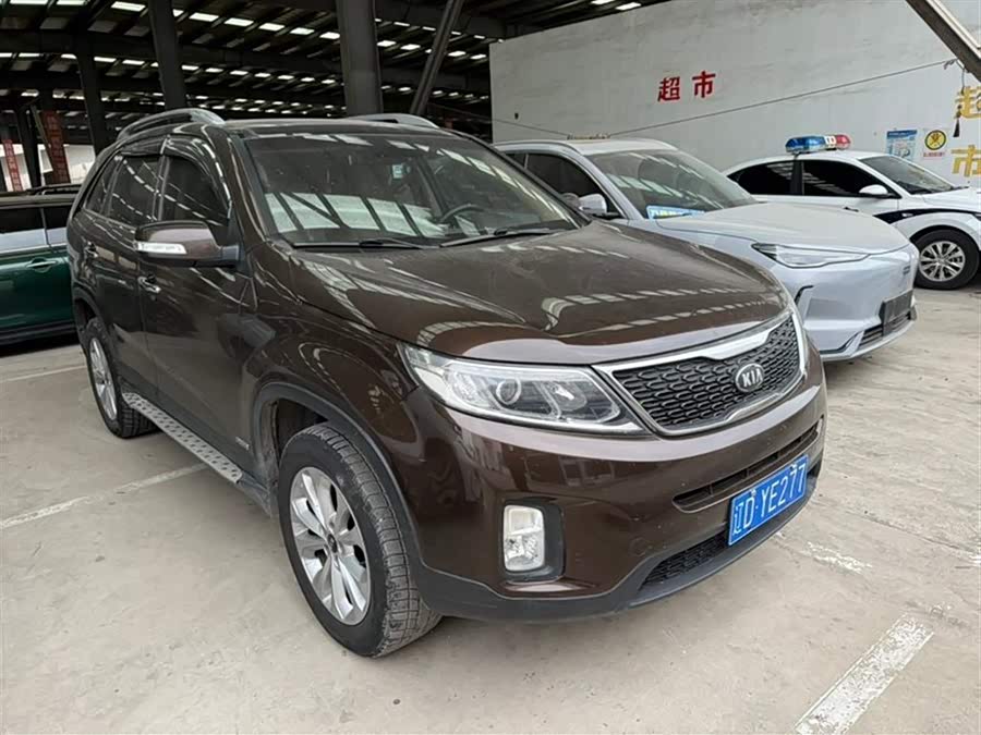 Kia Sorento 2012 car image #2