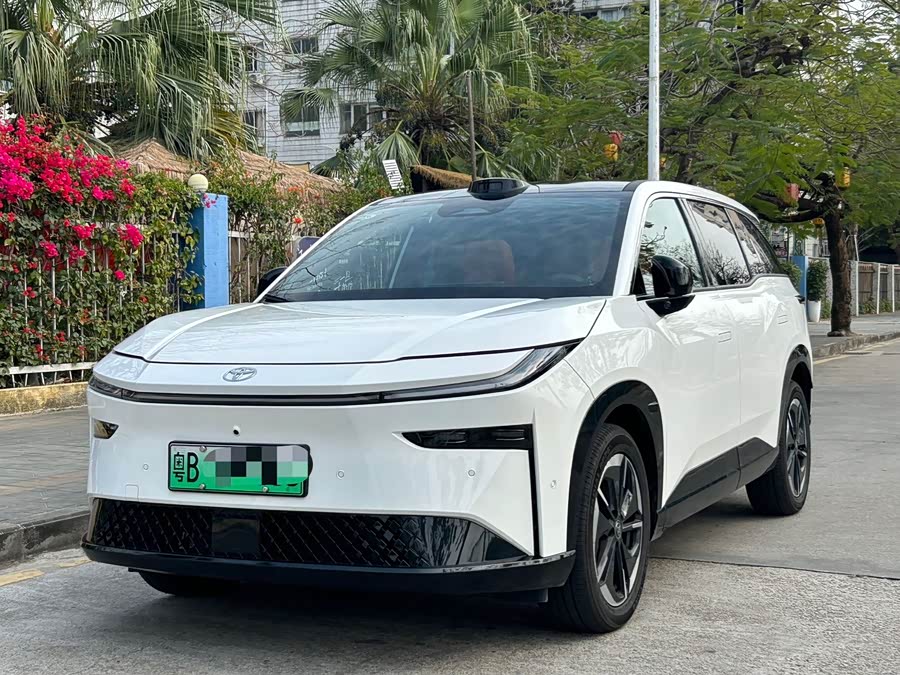 Toyota Bozhi 3X 2025 car image #2