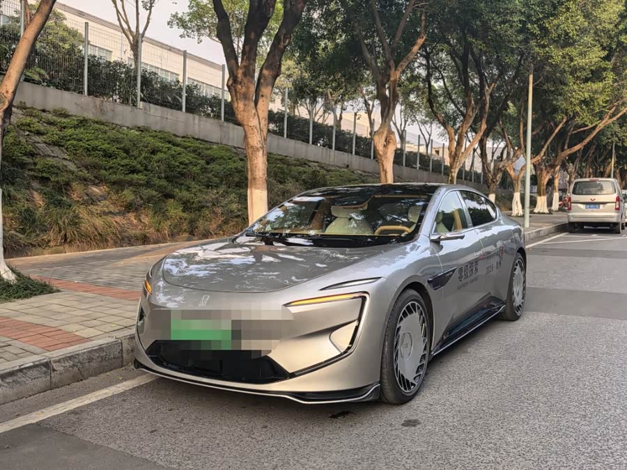 Avatr 12 2025 immagine di auto #2