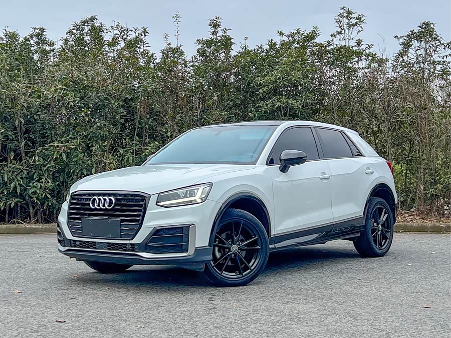 Audi Q2L 2021 #2 Audi Q2L 2021 car image #2