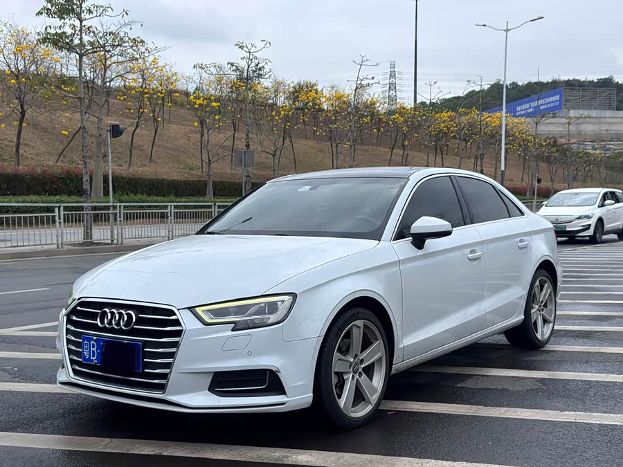 Audi A3 2019 car image #2