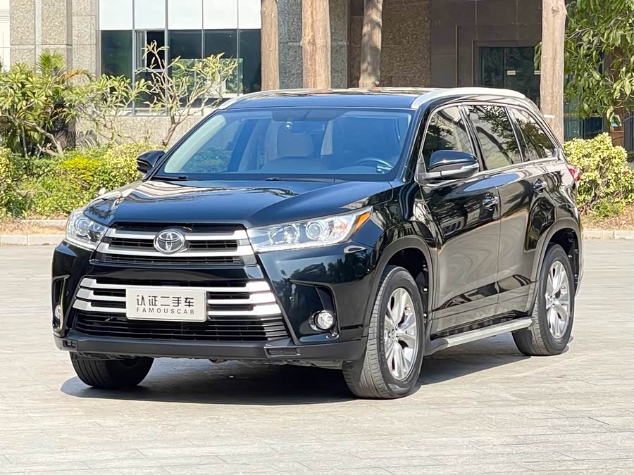 Toyota Highlander 2019 car image #2