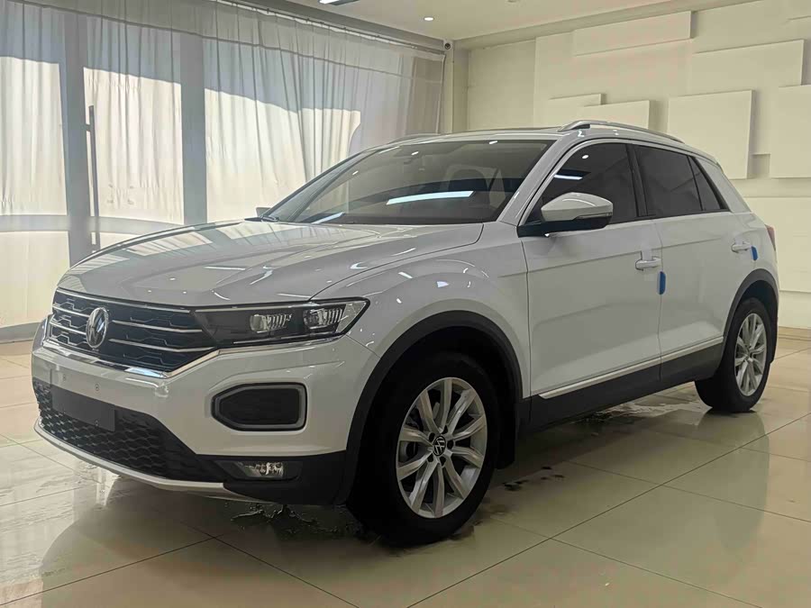 Volkswagen T-Roc 2021 car image #2