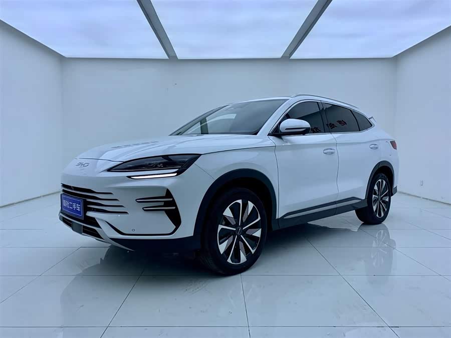 BYD Song Plus New Energy 2025 car image #2