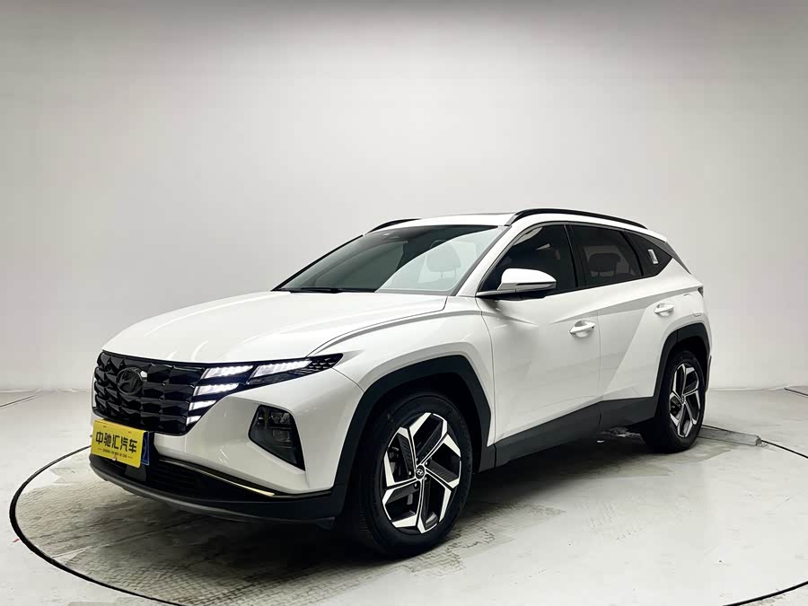 Hyundai Tucson 2023 car image #2