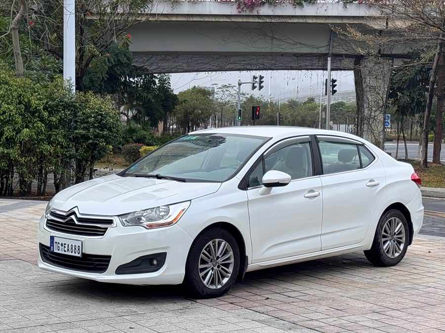 Citroen C4L 2015 imagen de coche #2