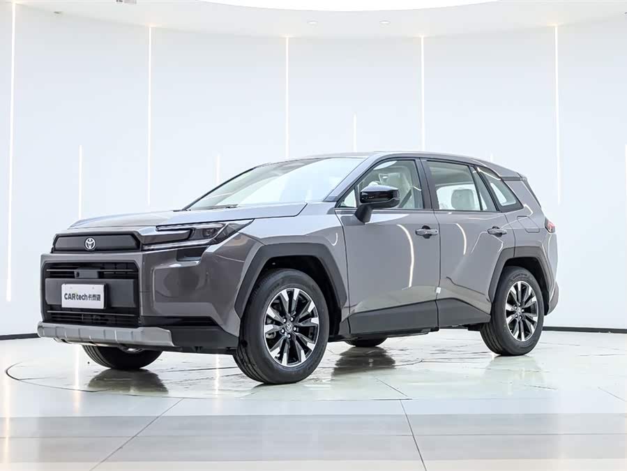 Toyota RAV4 2026 car image #2