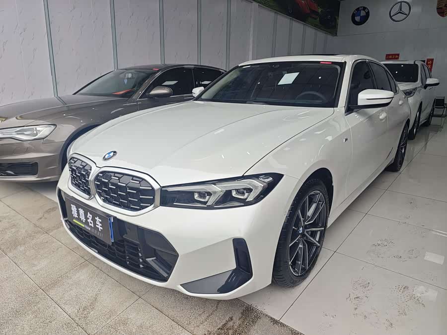 BMW 3 Series 2025 car image #2