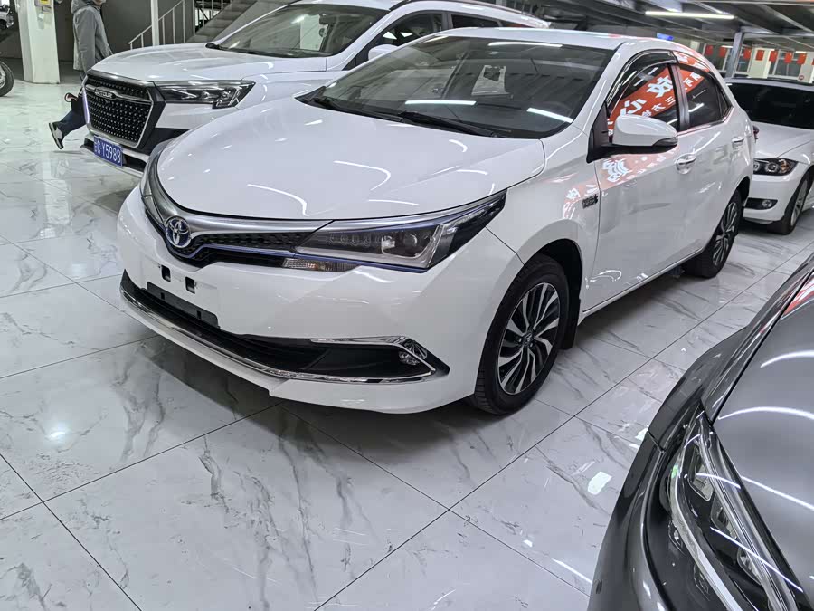 Toyota Corolla Hybird E+ 2019 car image #2