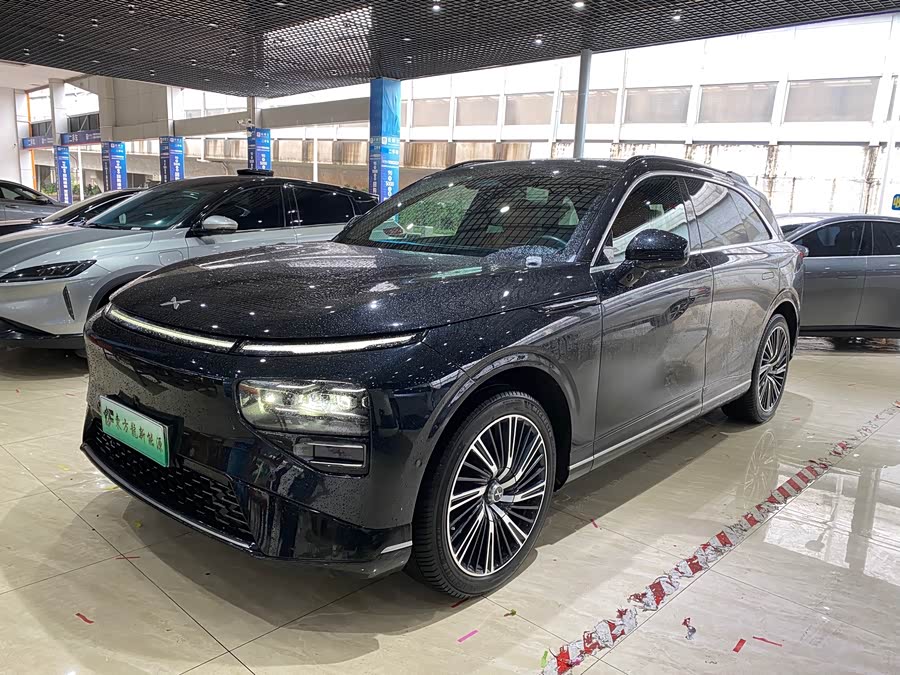 Xpeng G9 2023 immagine di auto #2