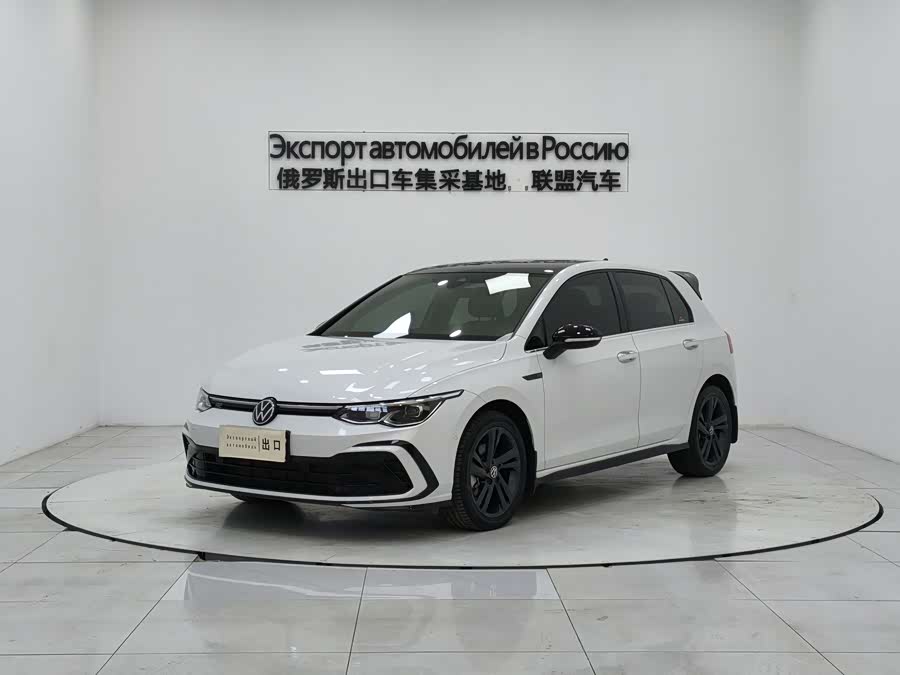 Volkswagen Golf 2022 car image #2