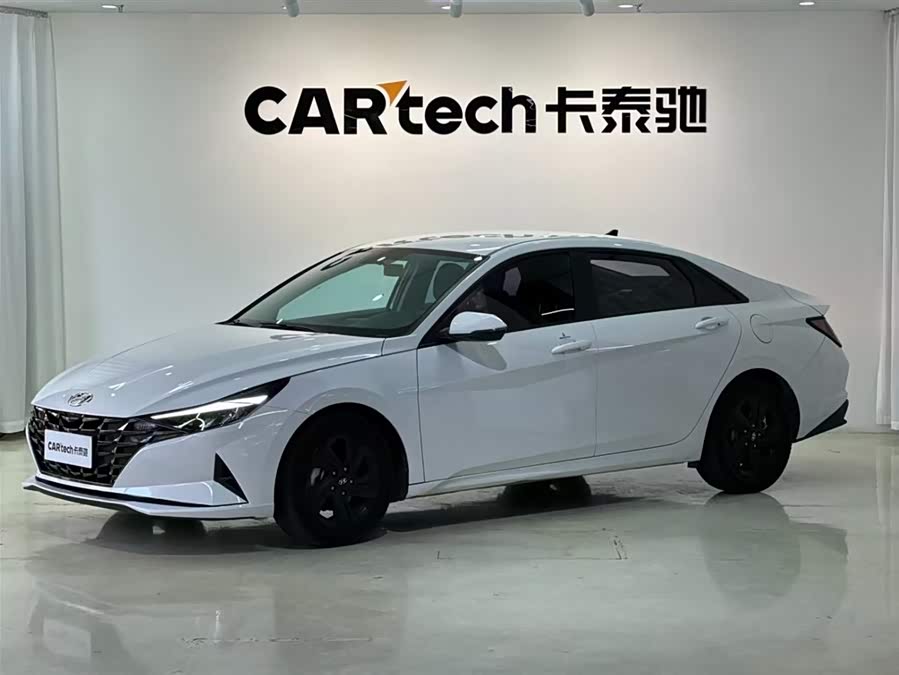 Hyundai Elantra 2021 immagine di auto #2