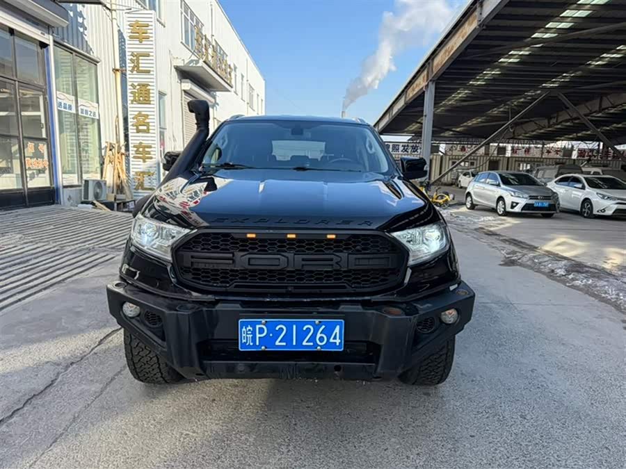 Ford Everest 2016 immagine di auto #2