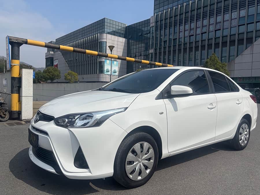 Toyota Yaris L Zhixiang 2021 immagine di auto #2
