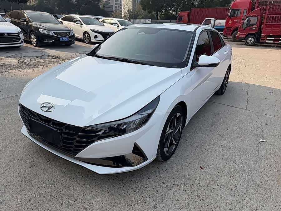 Hyundai Elantra 2021 car image #2