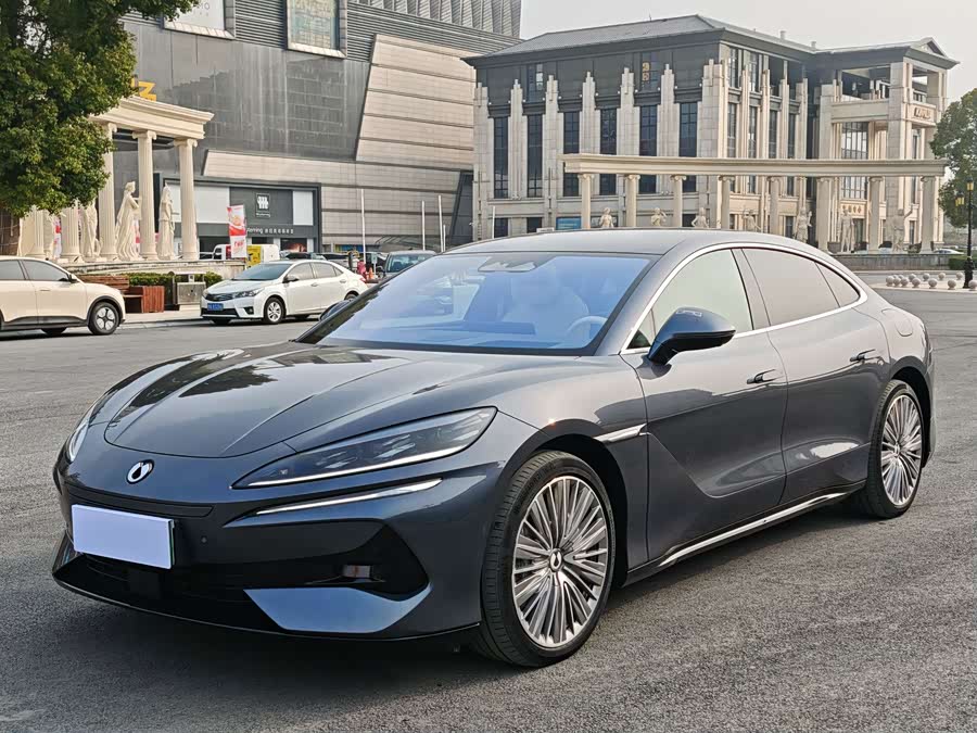 Denza Z9 2024 imagem de carro #2