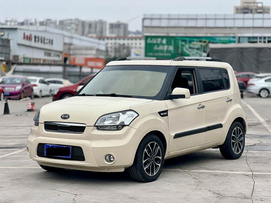 Kia Soul 2011 immagine di auto #2