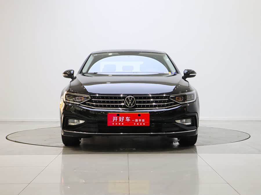 Volkswagen Magotan 2025 immagine di auto #2