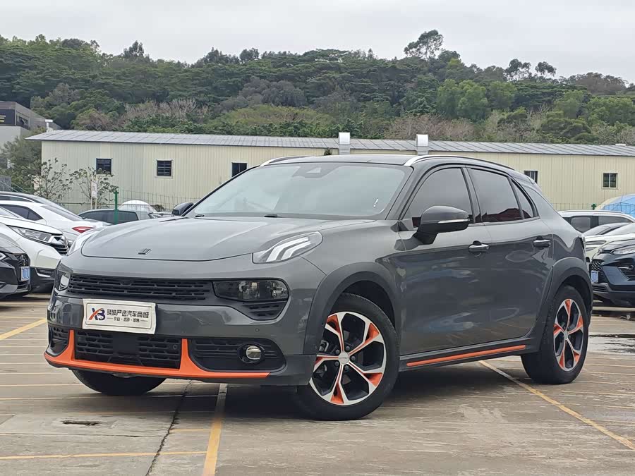 Lynk & Co 02 2019 car image #2