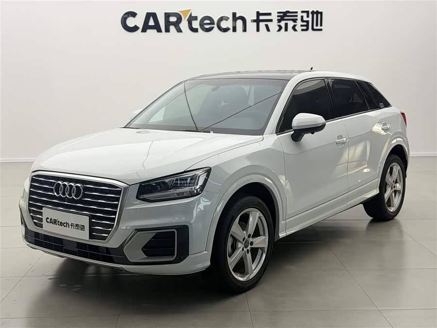 Audi Q2L 2020 car image #2