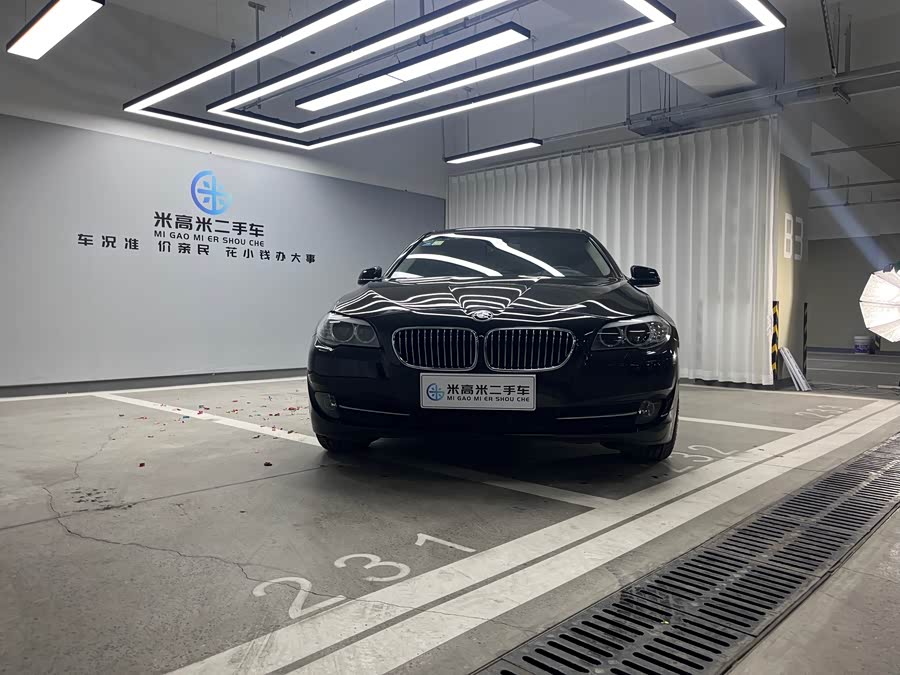 BMW 5 Series 2011 car image #2