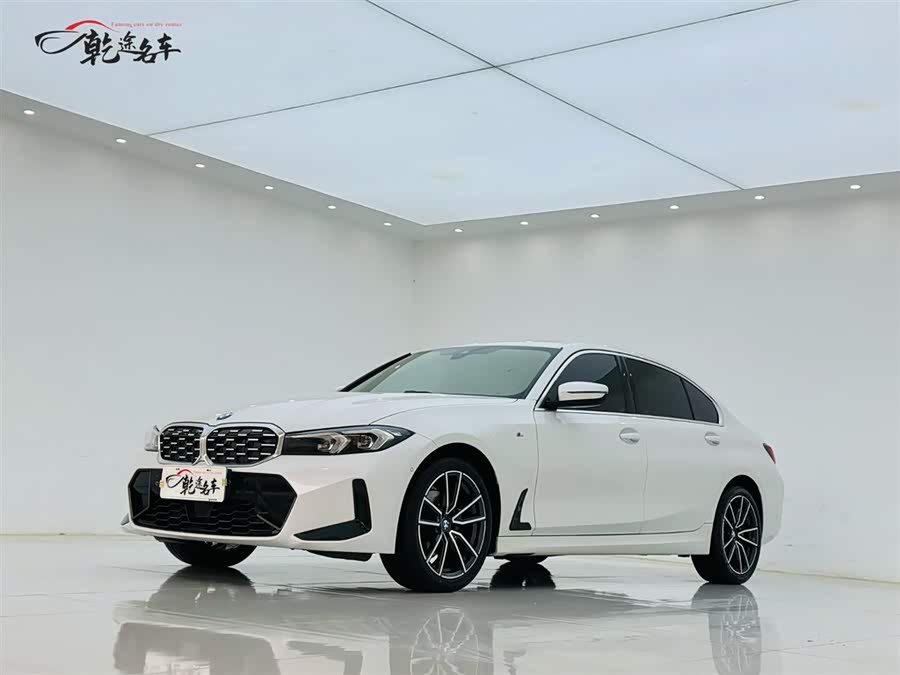 BMW 3 Series 2025 car image #2