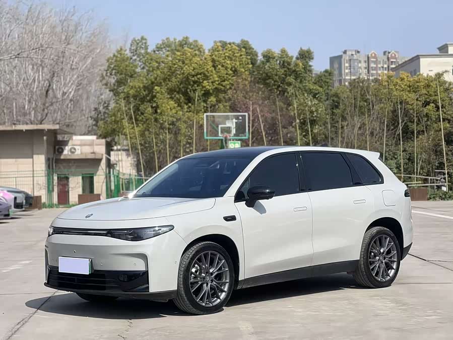 零跑汽车 零跑C10 2024 汽车图片 #2