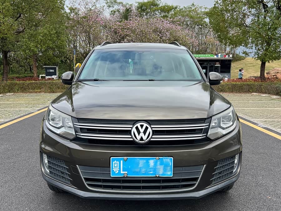 Volkswagen Tiguan 2016 car image #2