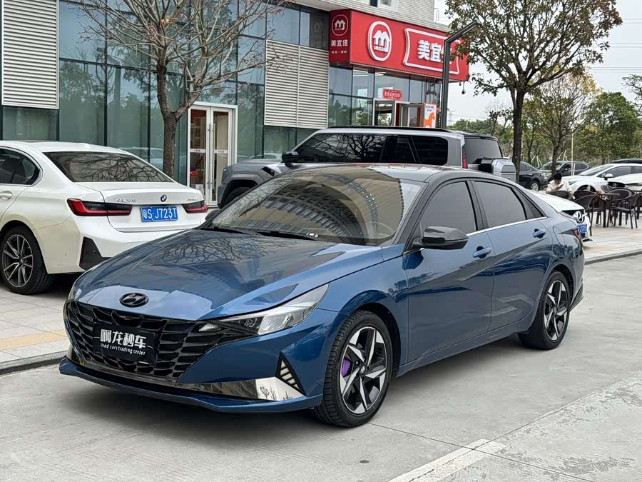 Hyundai Elantra 2021 صورة سيارة #2