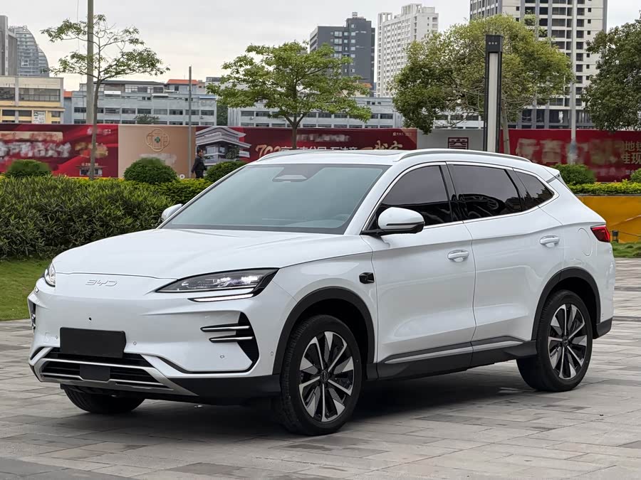 BYD Song Plus New Energy 2025 car image #2