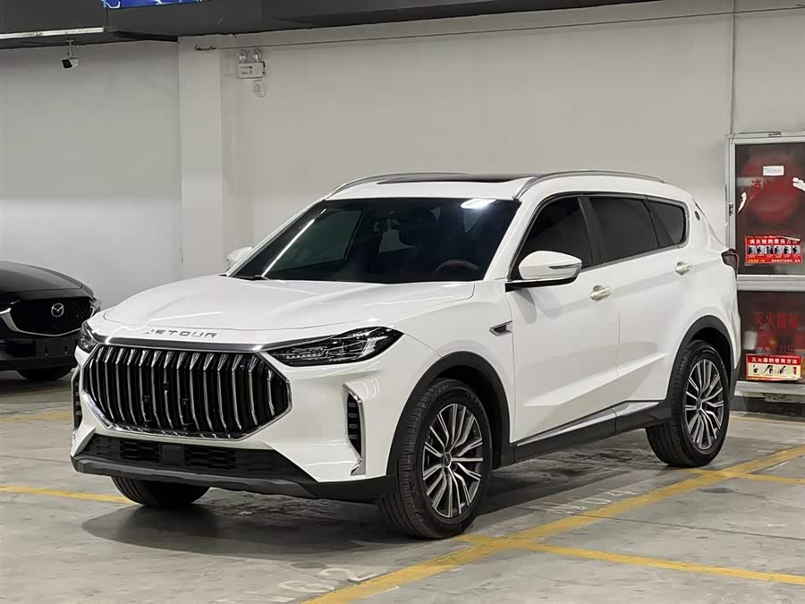 Jetour X70 PLUS 2024 car image #2