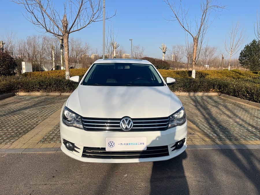 Volkswagen Bora 2015 car image #2