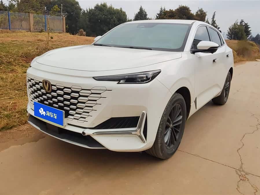 Changan UNI-K 2025 car image #2