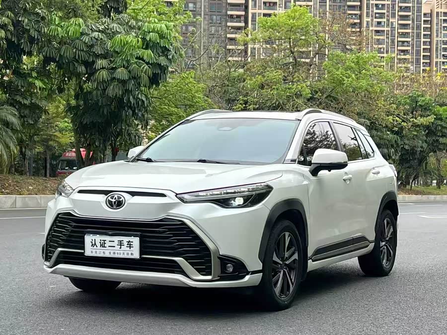 Toyota Frontlander 2023 car image #2