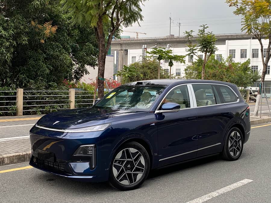 Deepal S09 imagen de coche #2