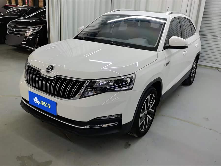 Skoda Kamiq 2022 car image #2