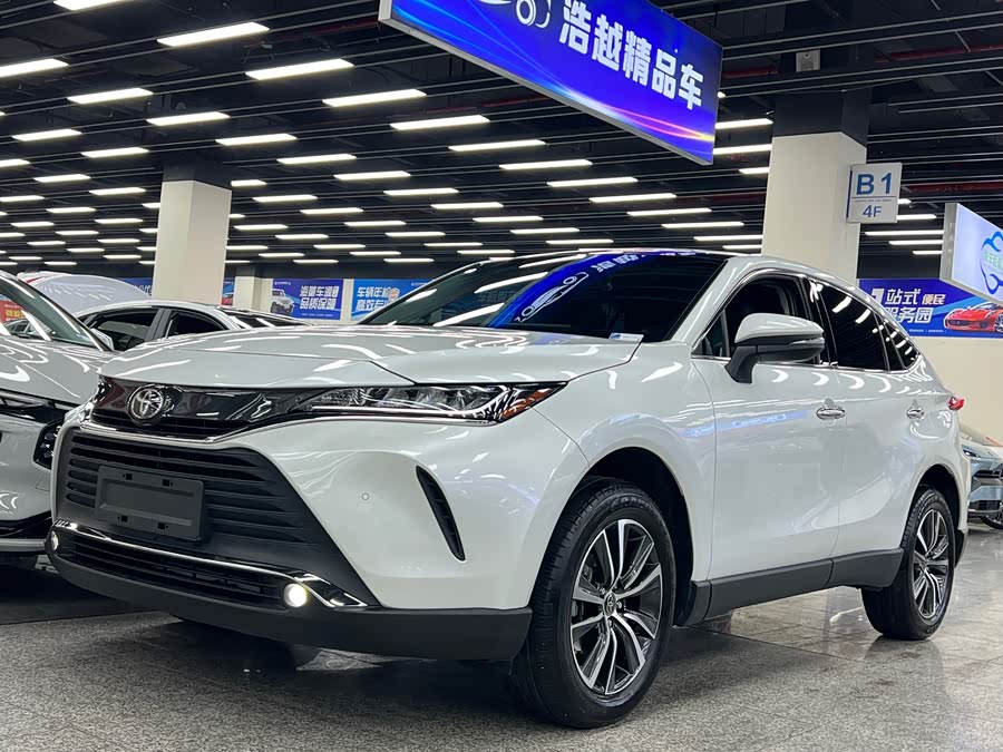 Toyota Harrier 2022 car image #2