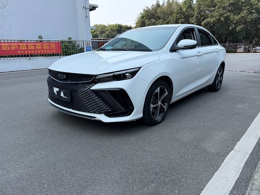 GEELY Emgrand L 2021 صورة سيارة #2