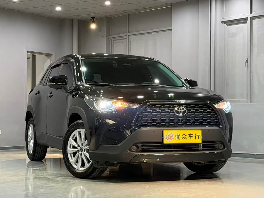 Toyota Corolla Cross 2025 car image #2